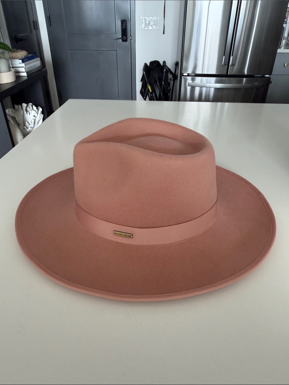 GIGI PIP Wide Brim Fedora Hat - Dusty Rose Pink - Picture 2 of 9